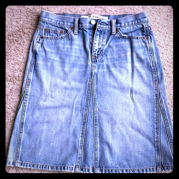 GAP Dresses & Skirts - ❤️ 5/$15 Vintage Gap jean skirt